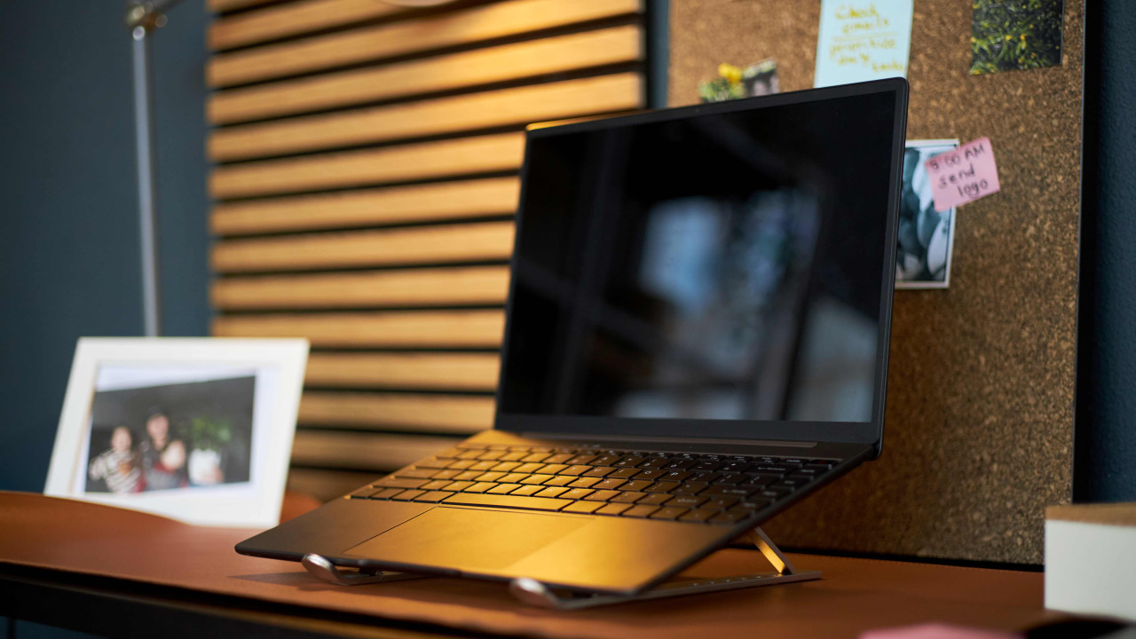 Budżetowy MacBook Neo: Szokujące Wyzwanie dla Branży Tech