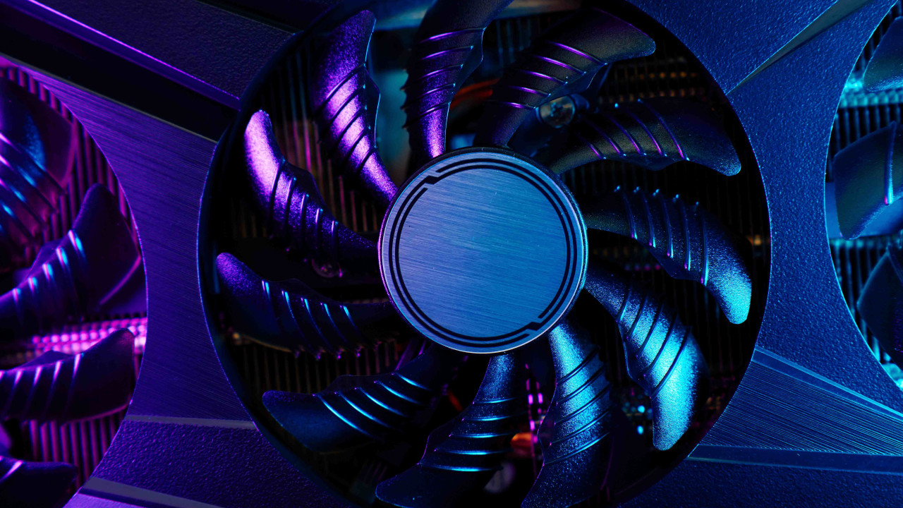 FSR 4: AMD Radeon RX 9070 XT zyskuje moc w 4K