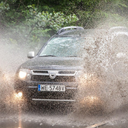 Dacia Duster w nowej odsłonie u Nissana: Sprawdź zaskakującą zmianę!