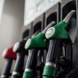 Ceny paliw wzrosną od 2026: benzyna +80 gr/l, diesel +1 zł/l