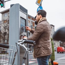Nowy system parkingowy w Biedronce: Testy w toku