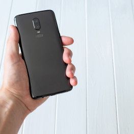 Producent telefonów wycofuje się z Europy: koniec pewnej ery